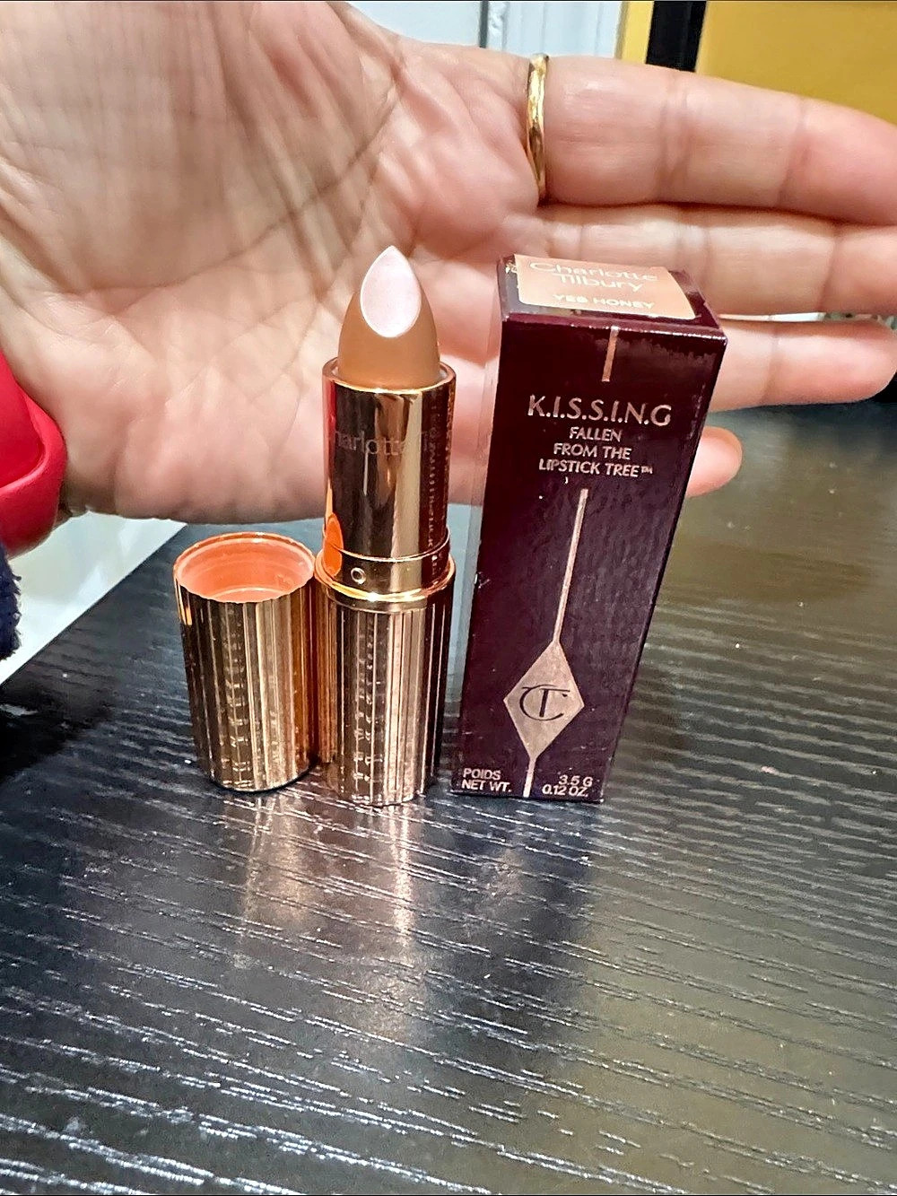 Charlotte Tilbury K.I.S.S.I.N.G Lipstick - Yes Honey BNIB